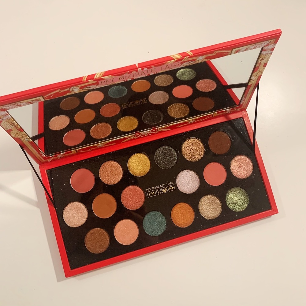 PAT MCGRATH MTHRSHP MEGA Celestial Odyssey Palette